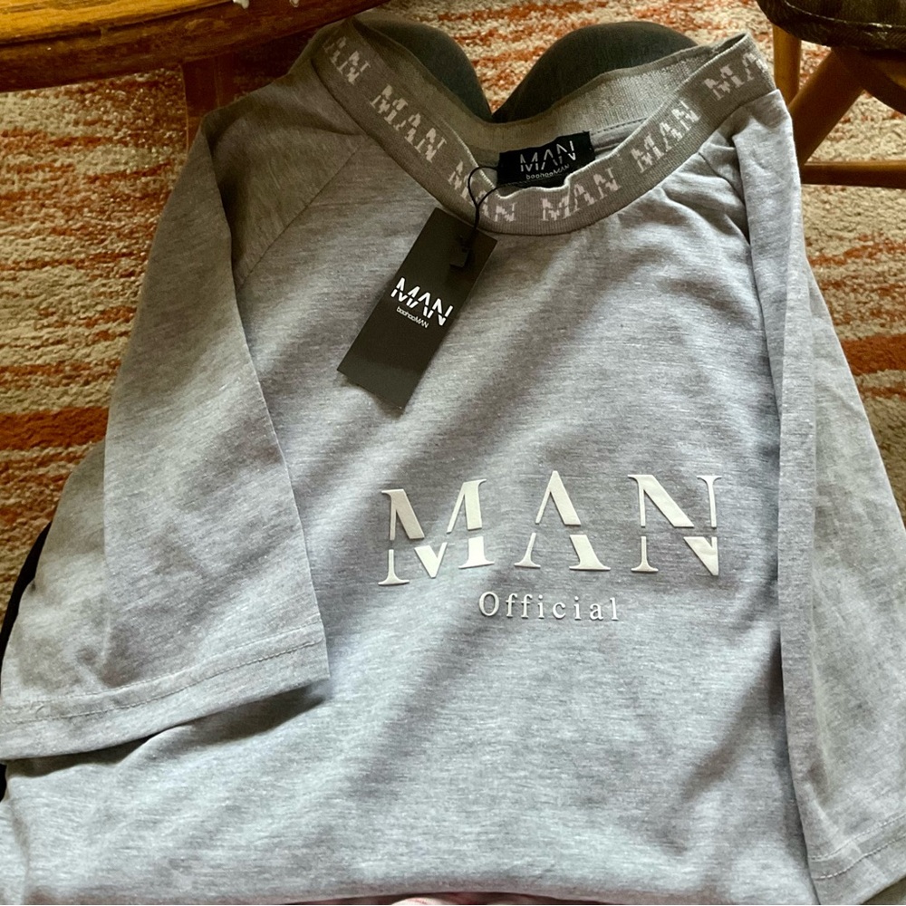 BoohooMAN Official Gray Short Sleeve Tee